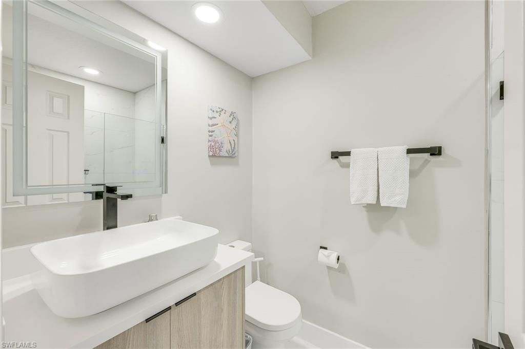 OAKWOOD VILLAS - Residential