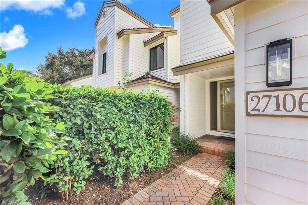 OAKWOOD VILLAS - Residential