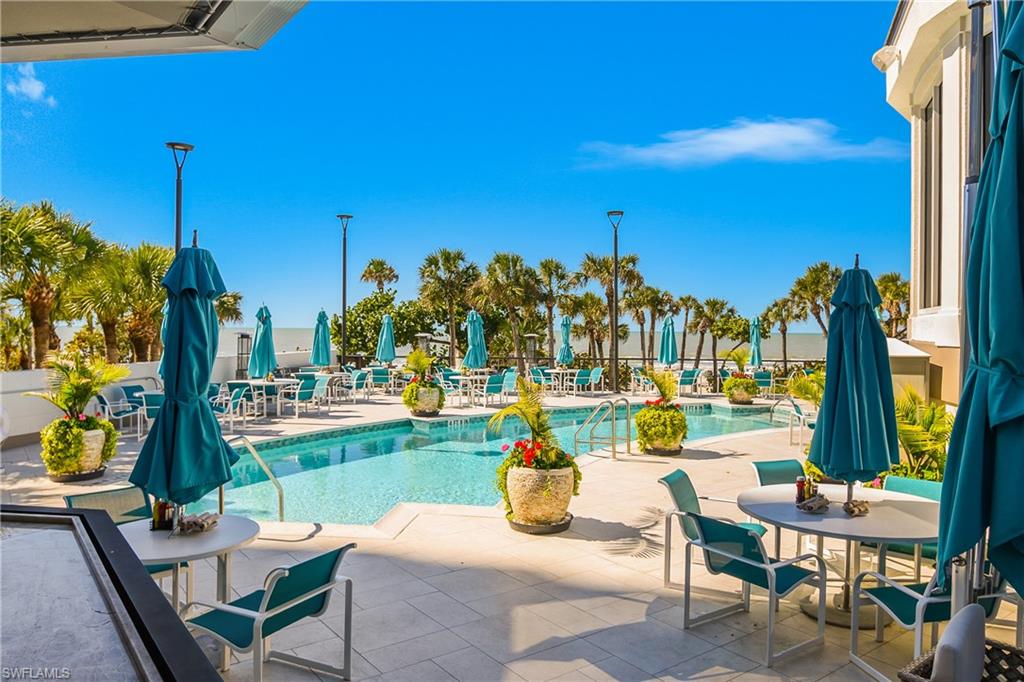 MARQUESA AT BAY COLONY - Residential