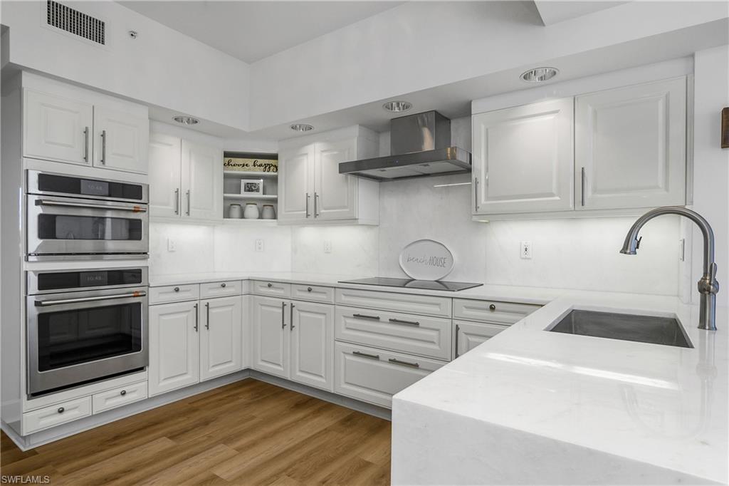 MARQUESA AT BAY COLONY - Residential