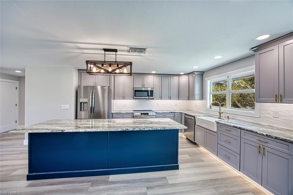 LAKE MUREX - Residential