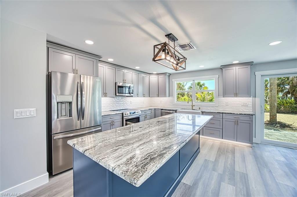 LAKE MUREX - Residential