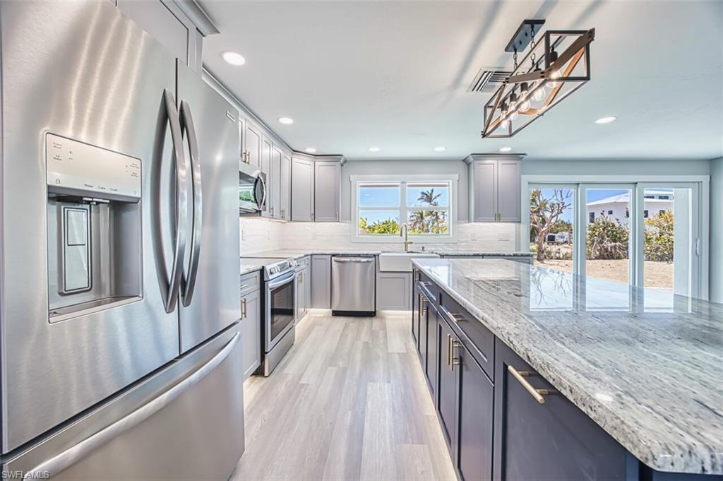 LAKE MUREX - Residential