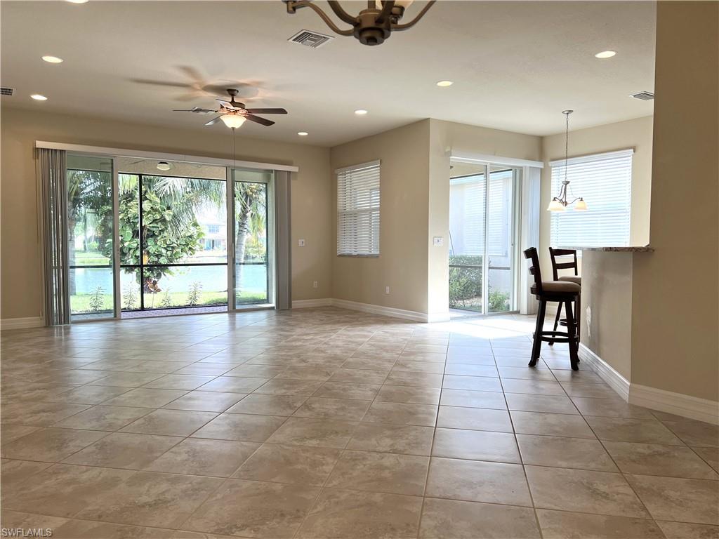 11205 Sparkleberry DR