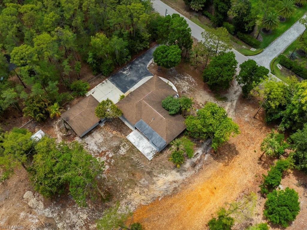 LIVINGSTON WOODS - Residential