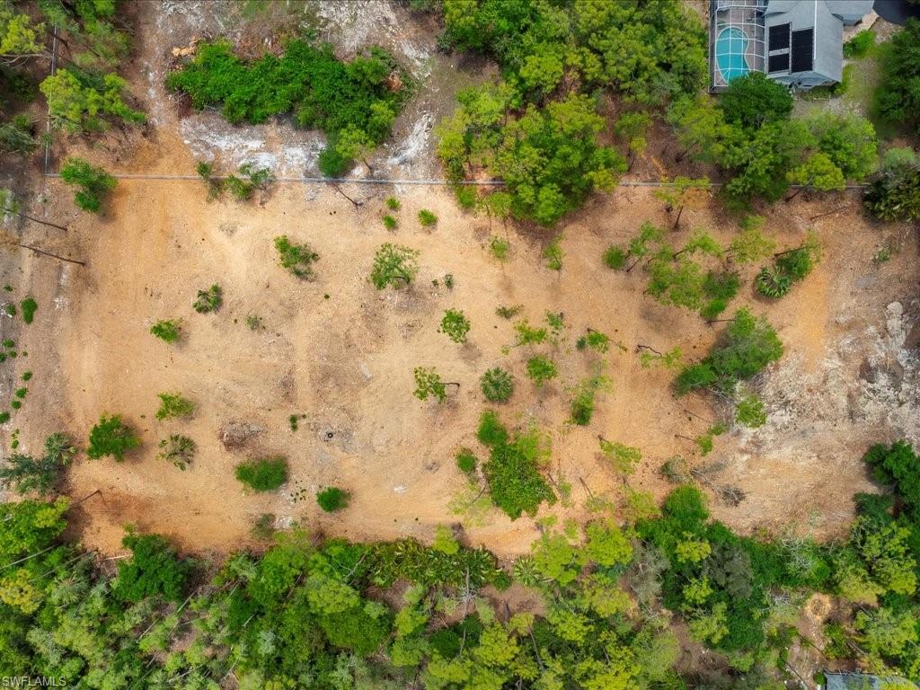 LIVINGSTON WOODS - Residential