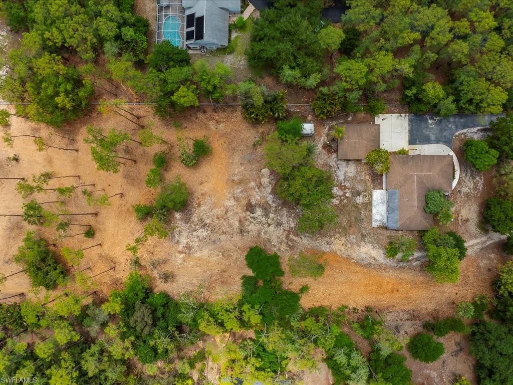 LIVINGSTON WOODS - Residential