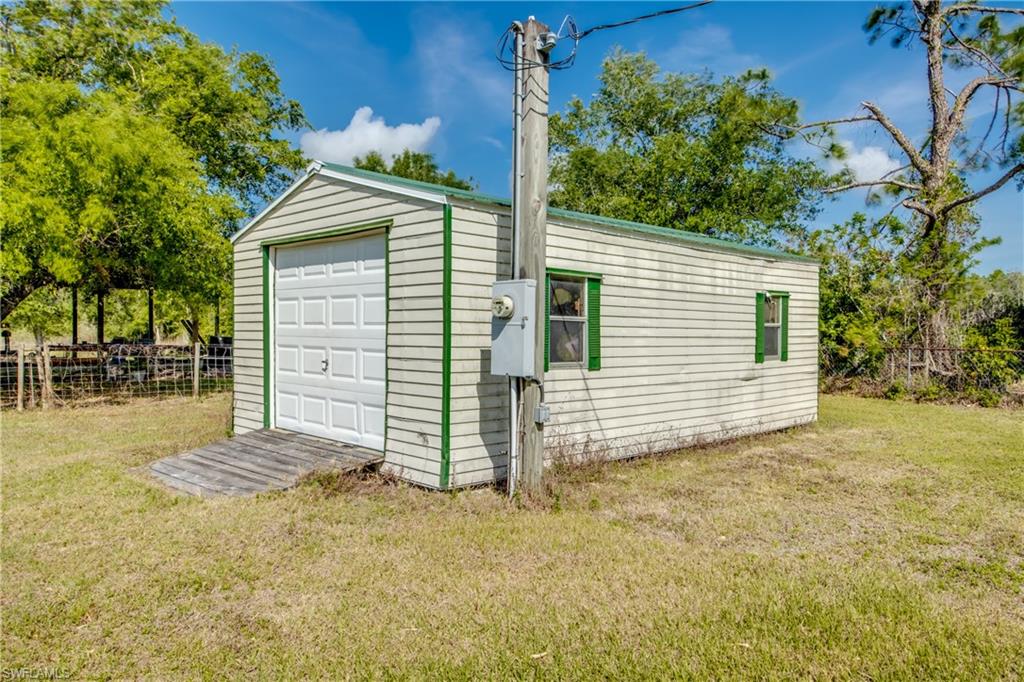 ACREAGE - Residential