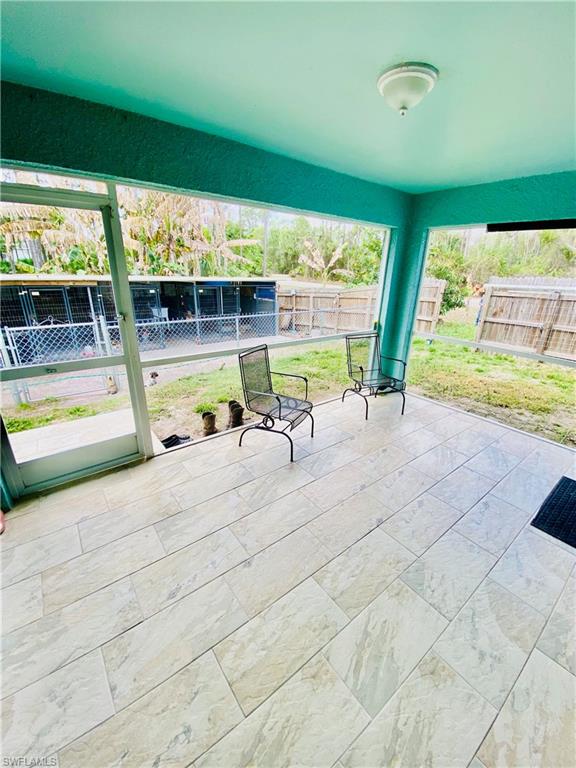 MIRROR LAKES - Residential