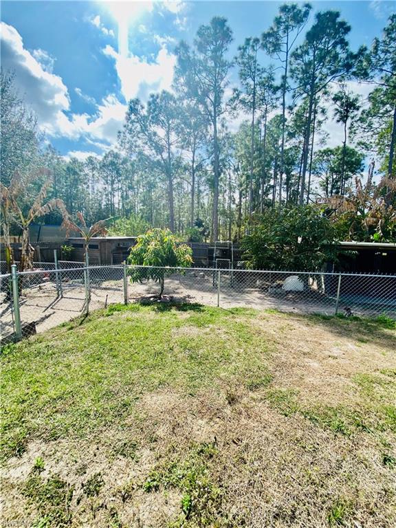 MIRROR LAKES - Residential