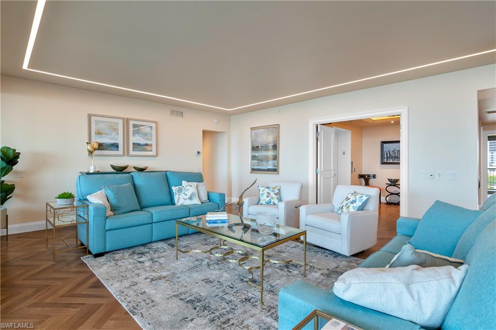 REMINGTON AT BAY COLONY - Residential