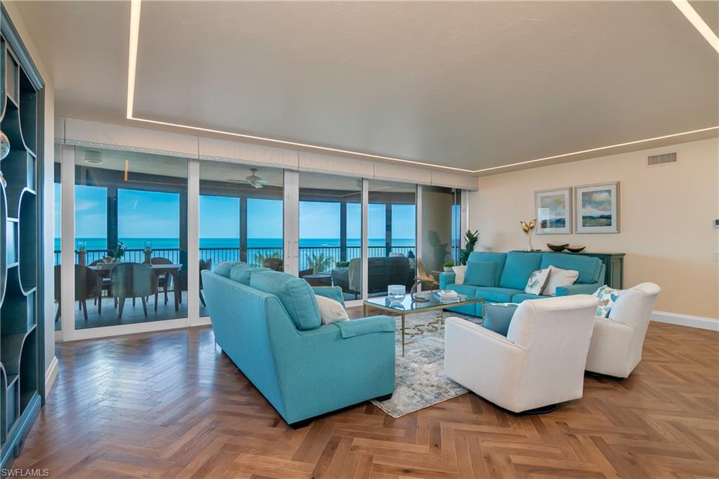 REMINGTON AT BAY COLONY - Residential