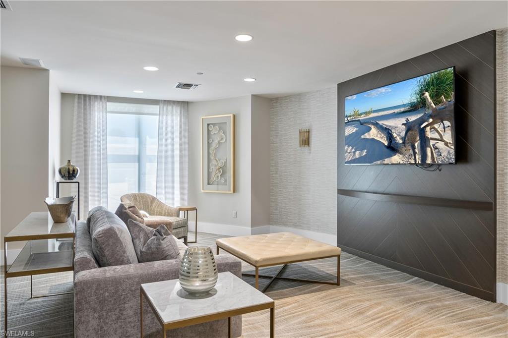 REMINGTON AT BAY COLONY - Residential