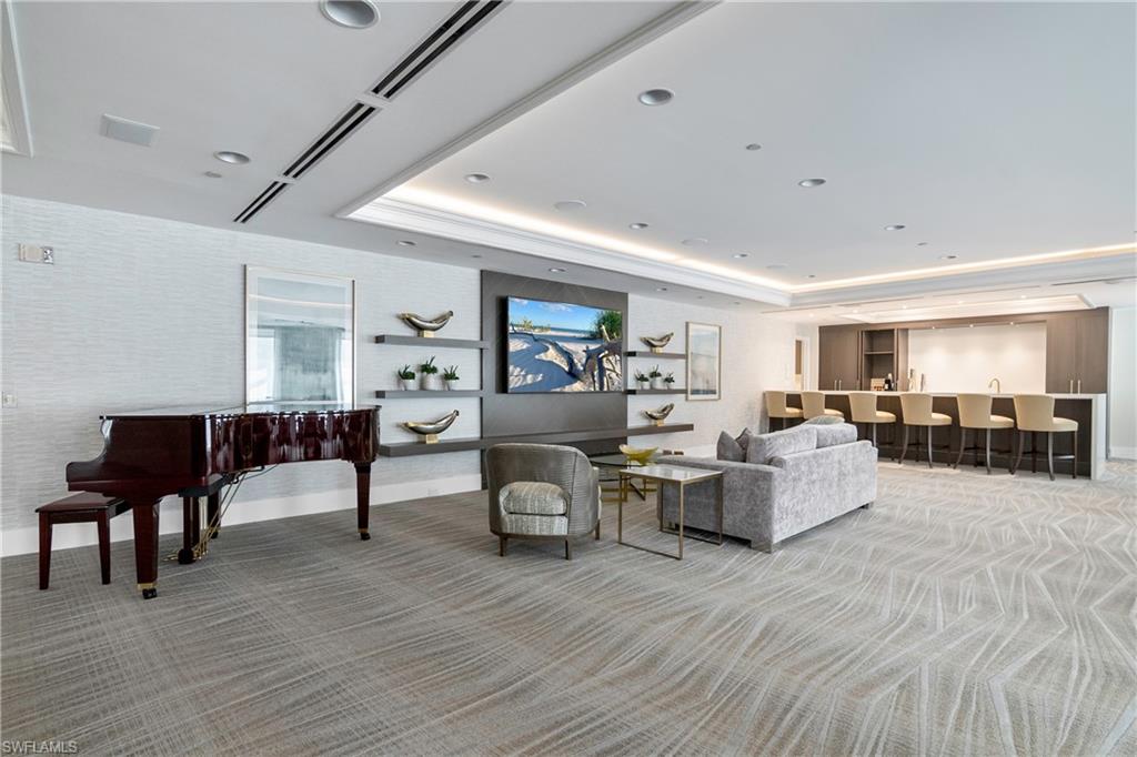 REMINGTON AT BAY COLONY - Residential