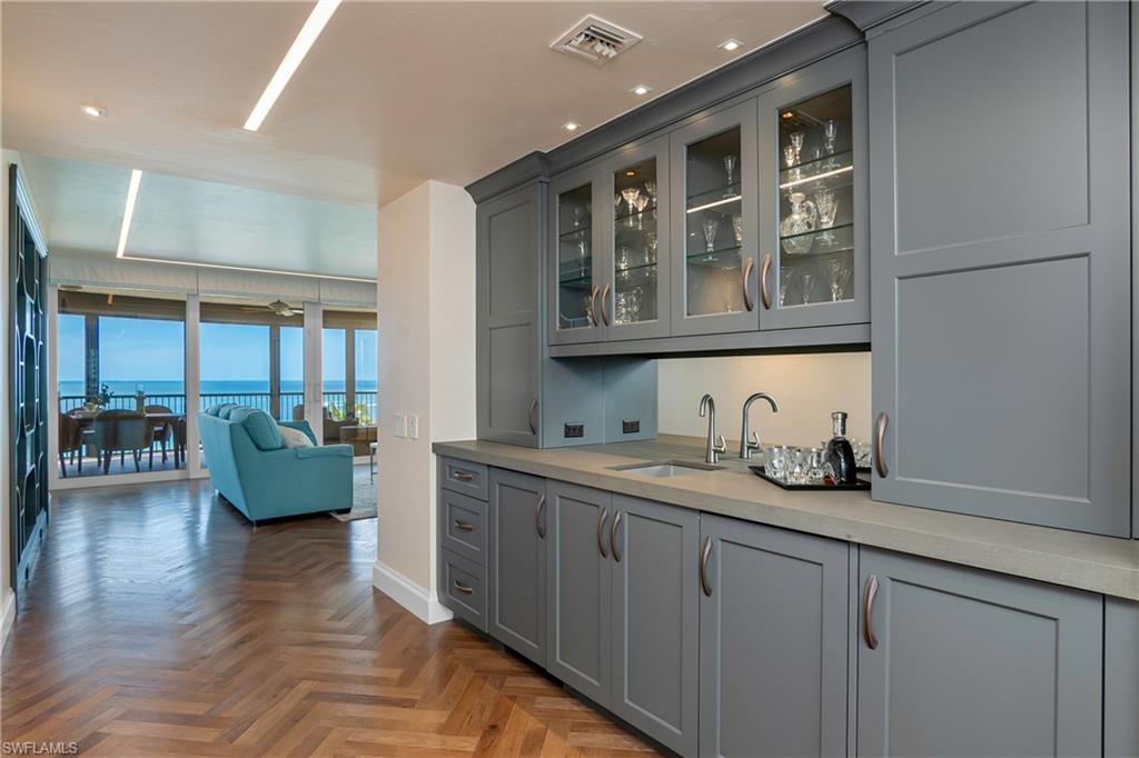 REMINGTON AT BAY COLONY - Residential