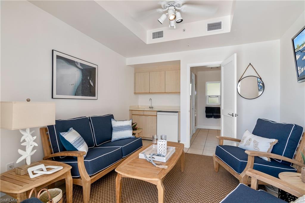 REMINGTON AT BAY COLONY - Residential