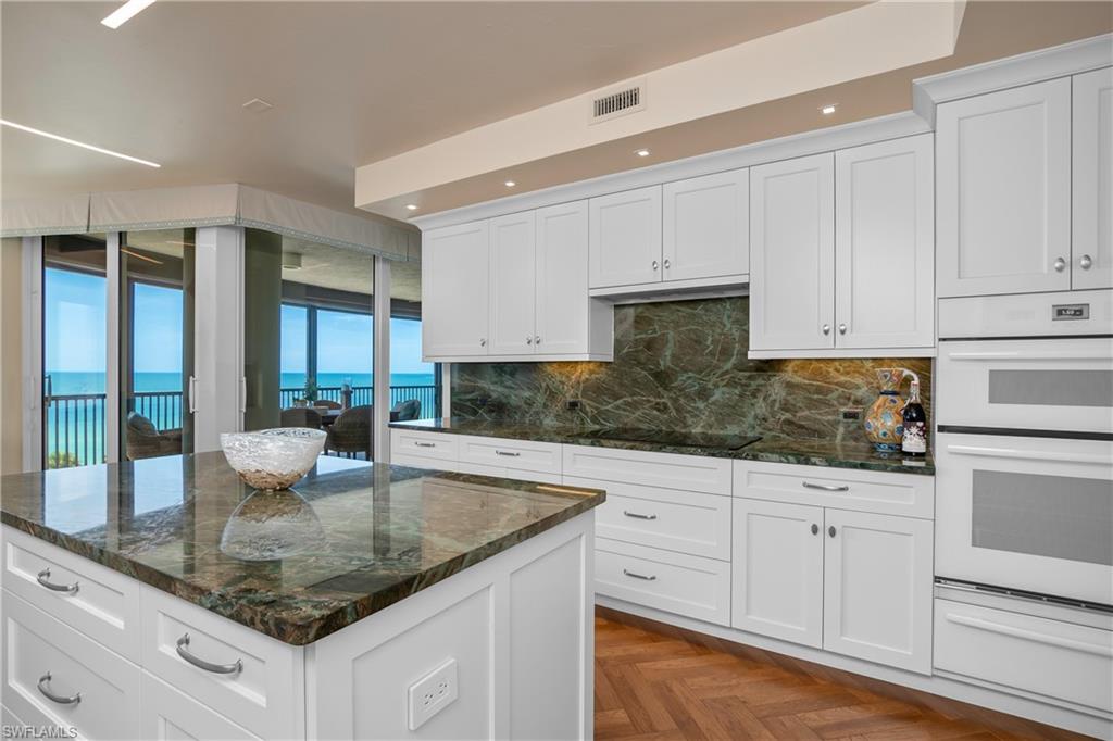 REMINGTON AT BAY COLONY - Residential