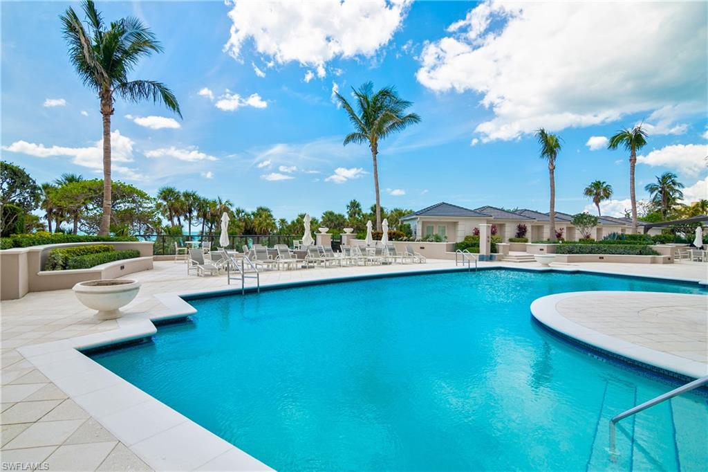 REMINGTON AT BAY COLONY - Residential