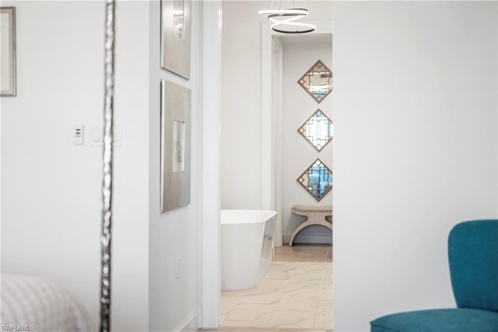 ELEVEN ELEVEN CENTRAL - Residential