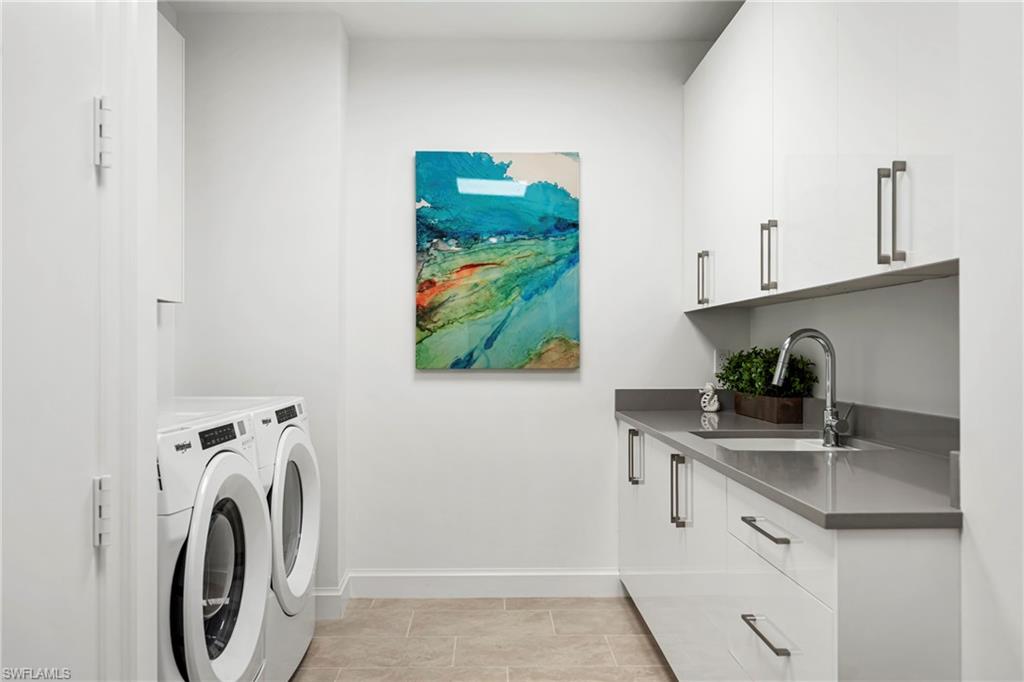 ELEVEN ELEVEN CENTRAL - Residential