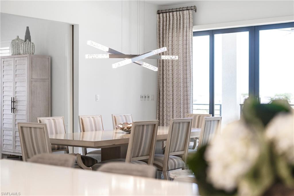 ELEVEN ELEVEN CENTRAL - Residential