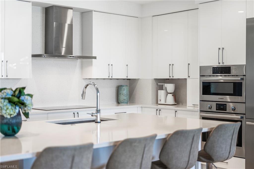 ELEVEN ELEVEN CENTRAL - Residential