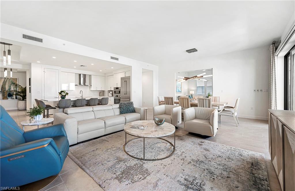 ELEVEN ELEVEN CENTRAL - Residential