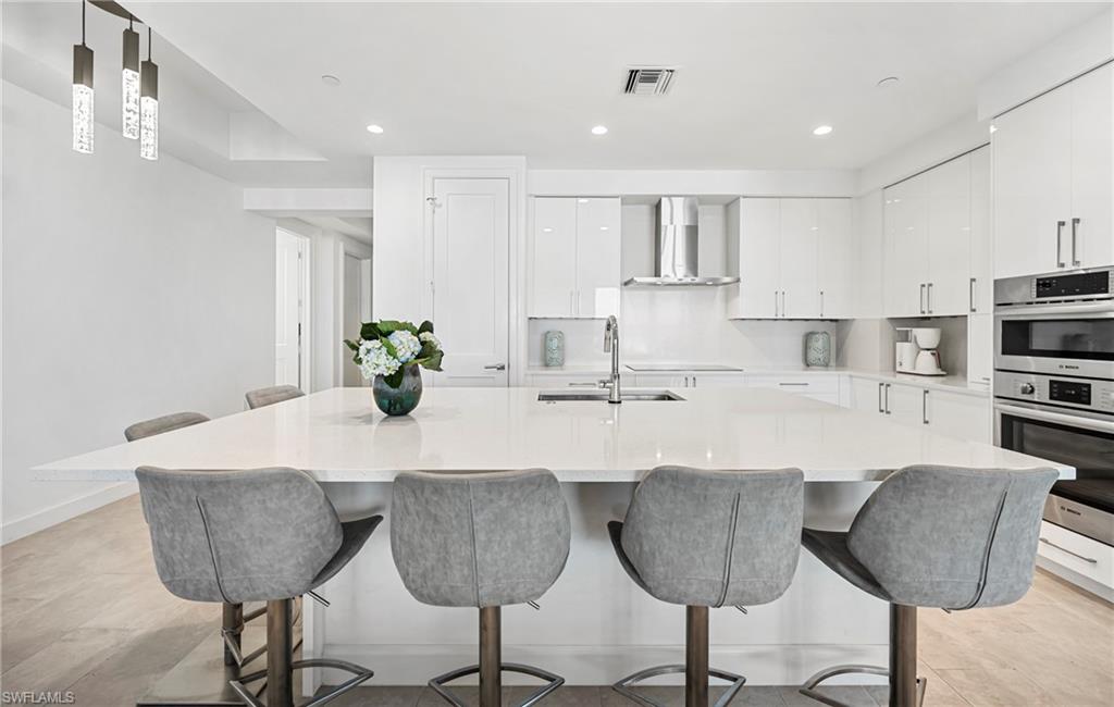 ELEVEN ELEVEN CENTRAL - Residential