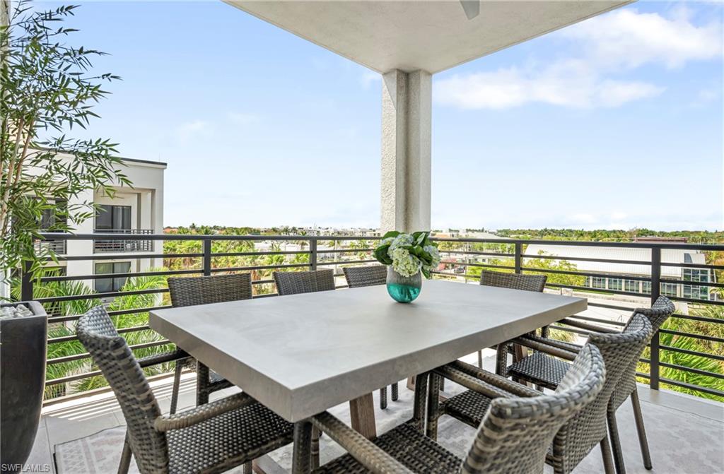 ELEVEN ELEVEN CENTRAL - Residential