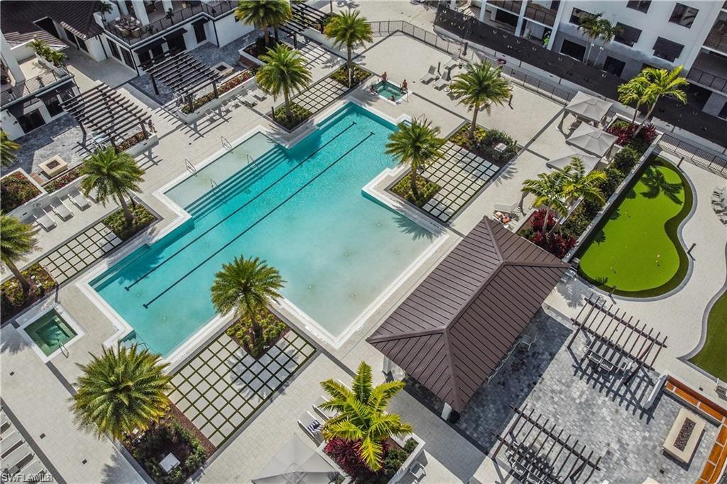 ELEVEN ELEVEN CENTRAL - Residential