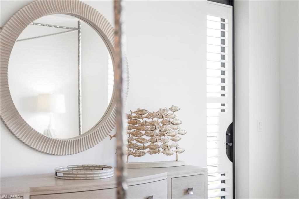 ELEVEN ELEVEN CENTRAL - Residential