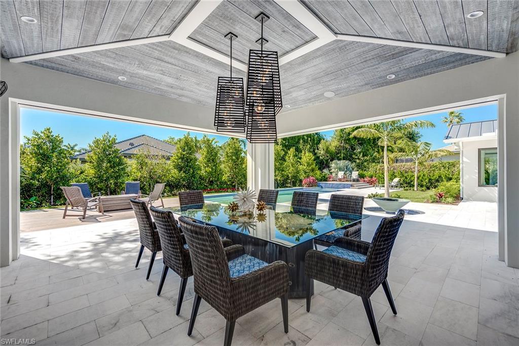 MOORINGS - Residential