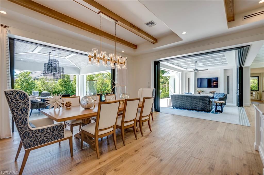 MOORINGS - Residential