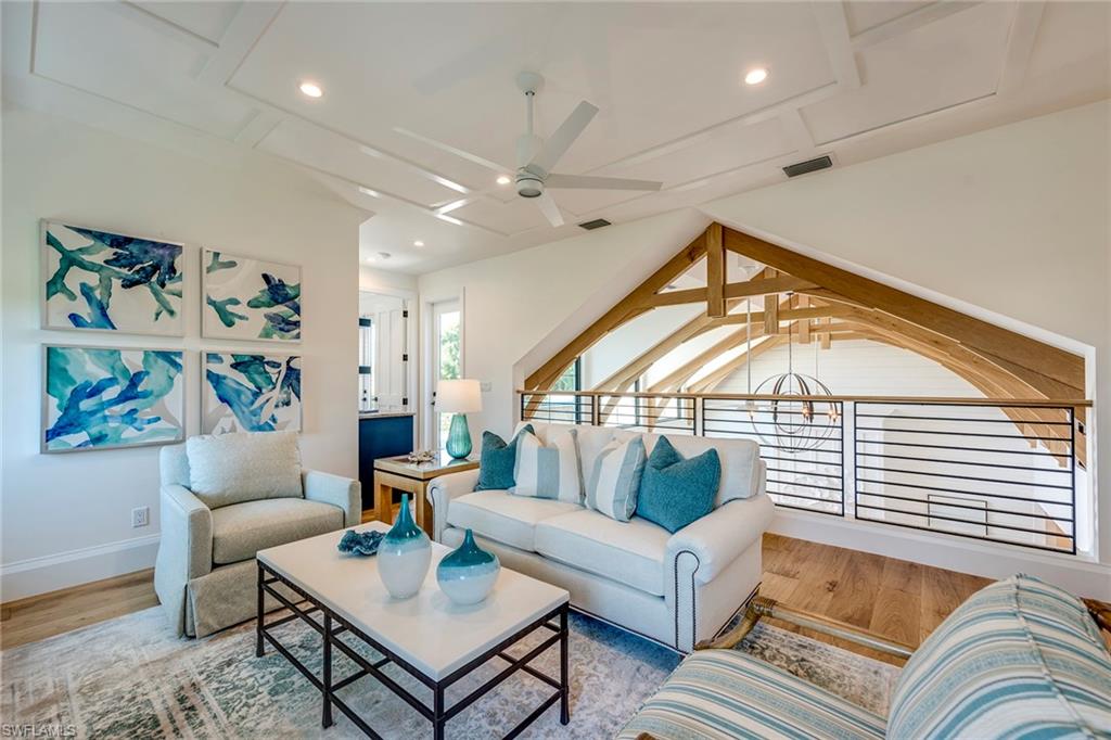 MOORINGS - Residential