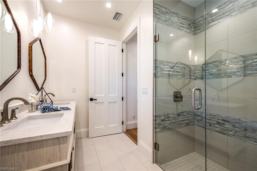 MOORINGS - Residential