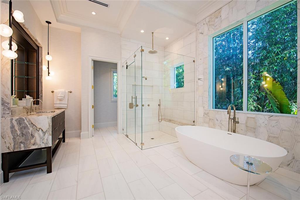 MOORINGS - Residential