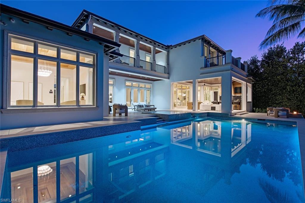 MOORINGS - Residential