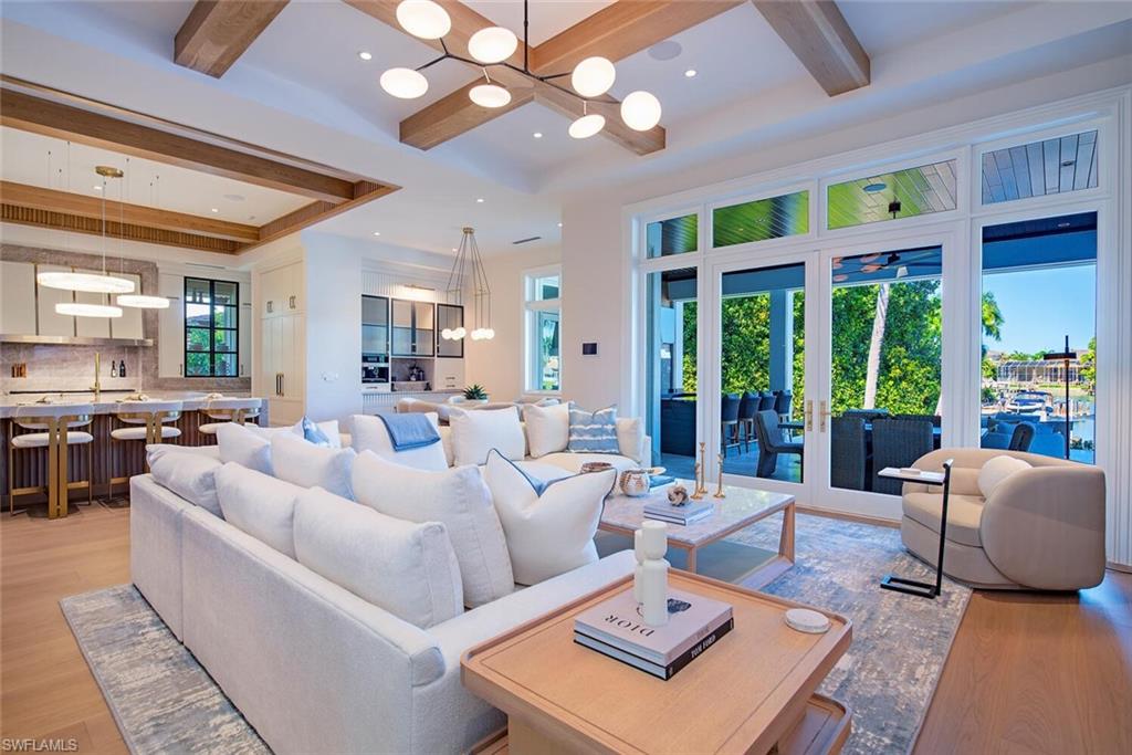 MOORINGS - Residential