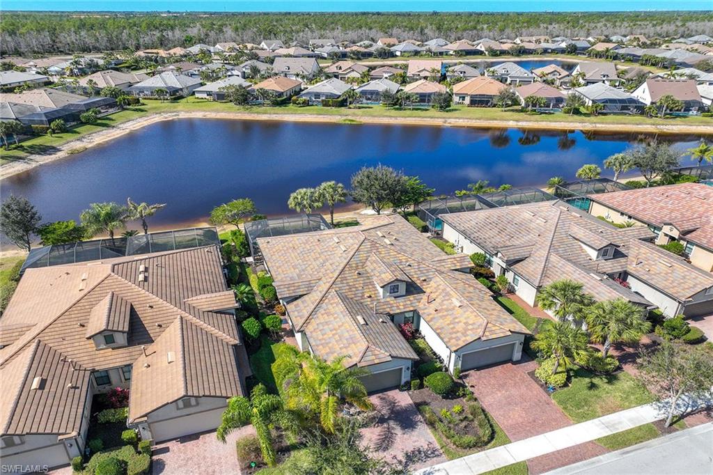 WINDING CYPRESS - Residential