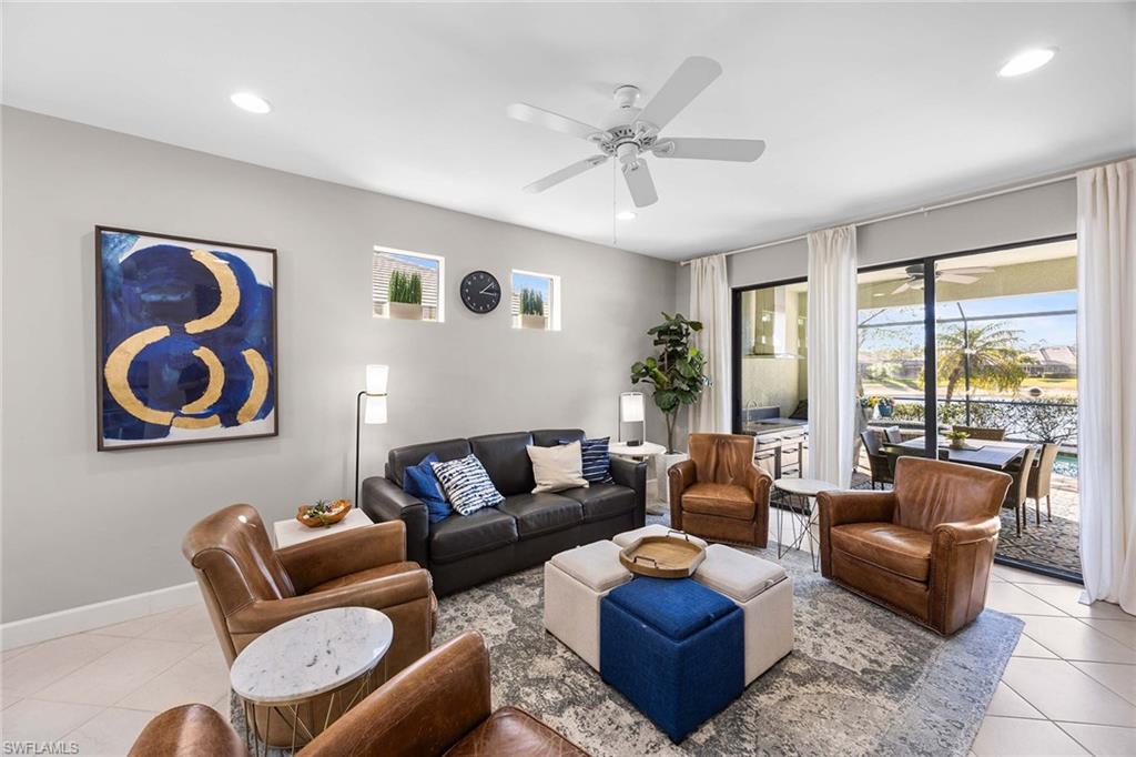 WINDING CYPRESS - Residential