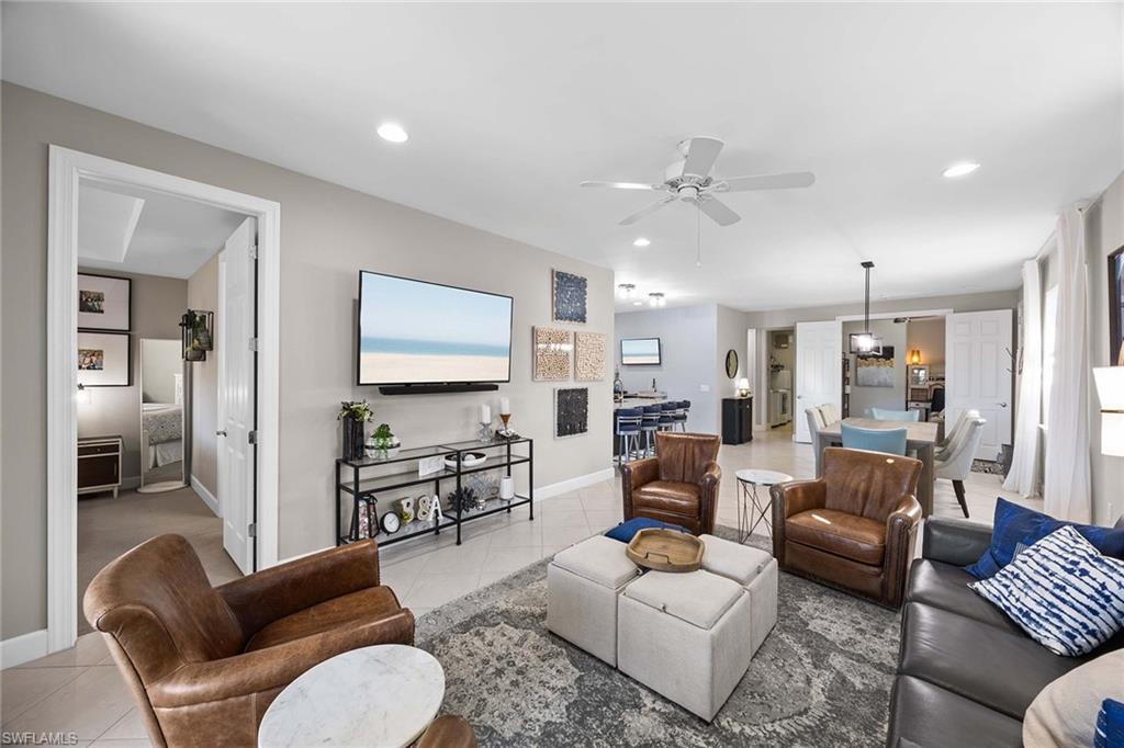 WINDING CYPRESS - Residential