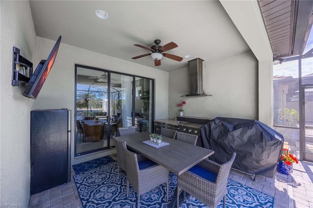 WINDING CYPRESS - Residential