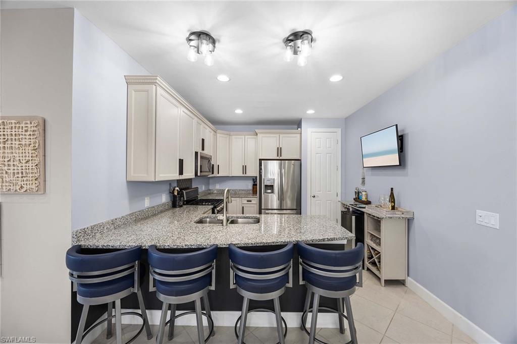 WINDING CYPRESS - Residential