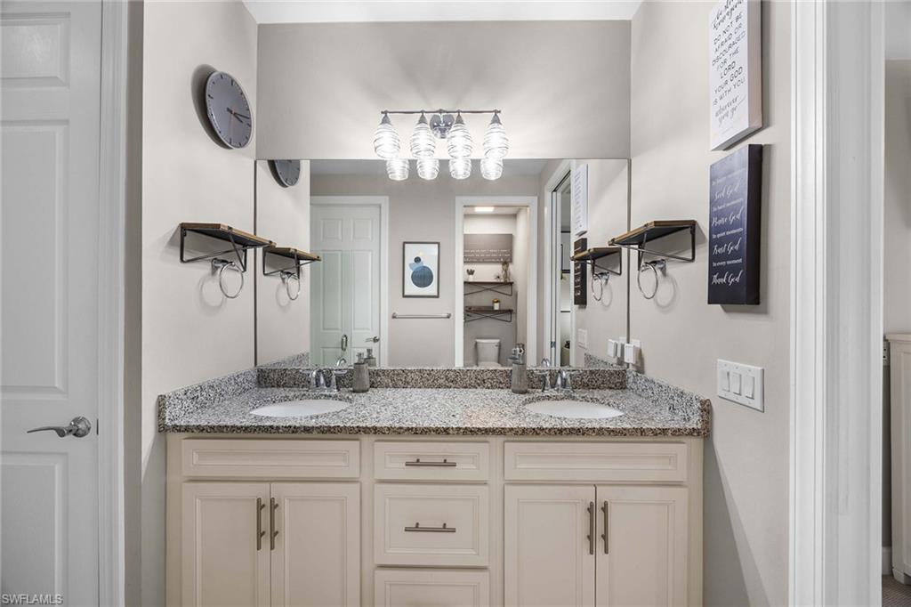 WINDING CYPRESS - Residential