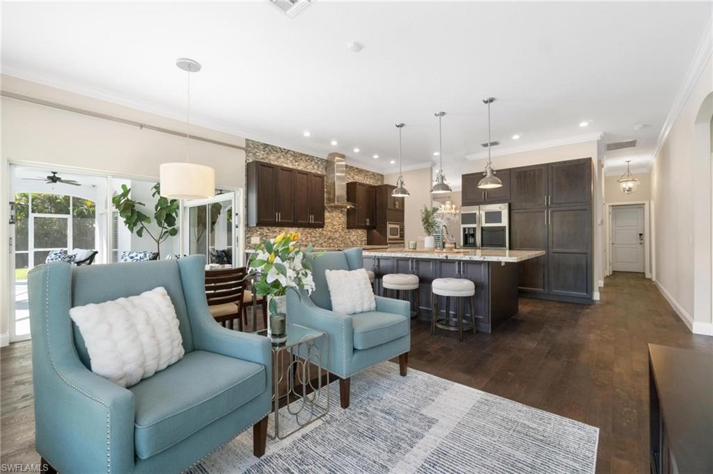 OAKES ESTATES - Residential