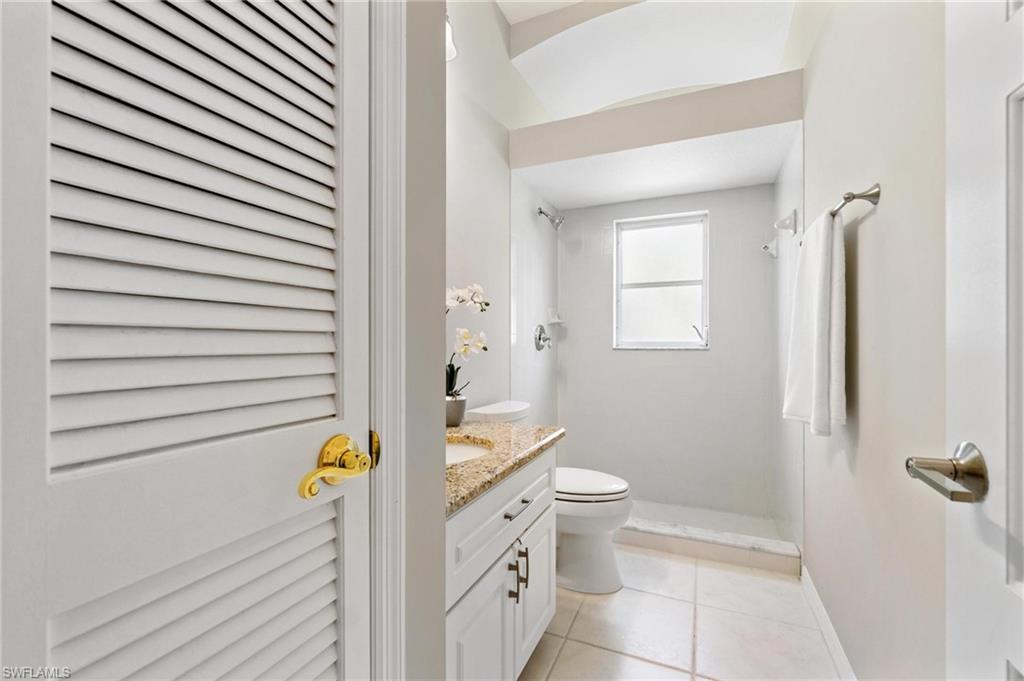 OAKES ESTATES - Residential