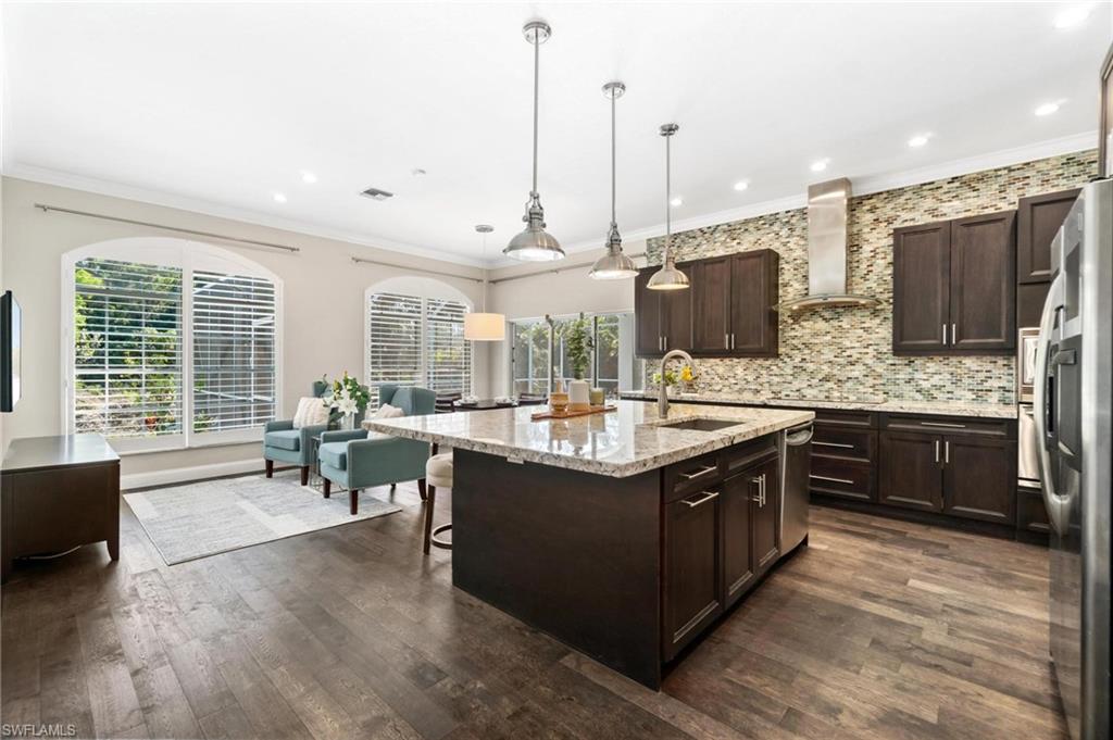 OAKES ESTATES - Residential