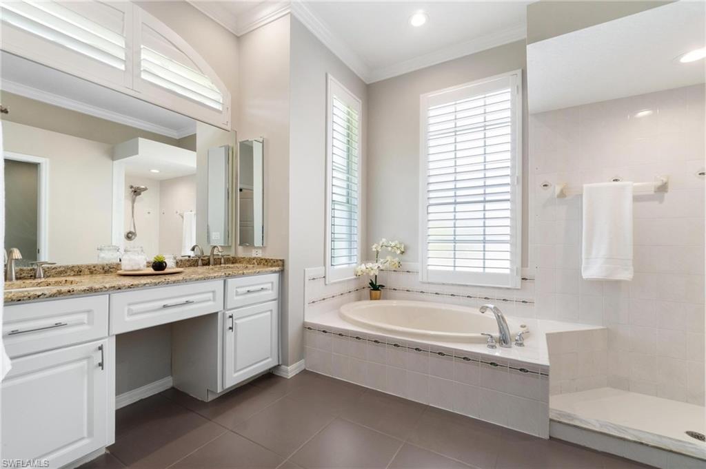 OAKES ESTATES - Residential