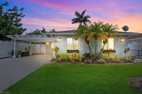 Photo of 744 94th AVE N, NAPLES, FL 34108 (MLS # 226022981)