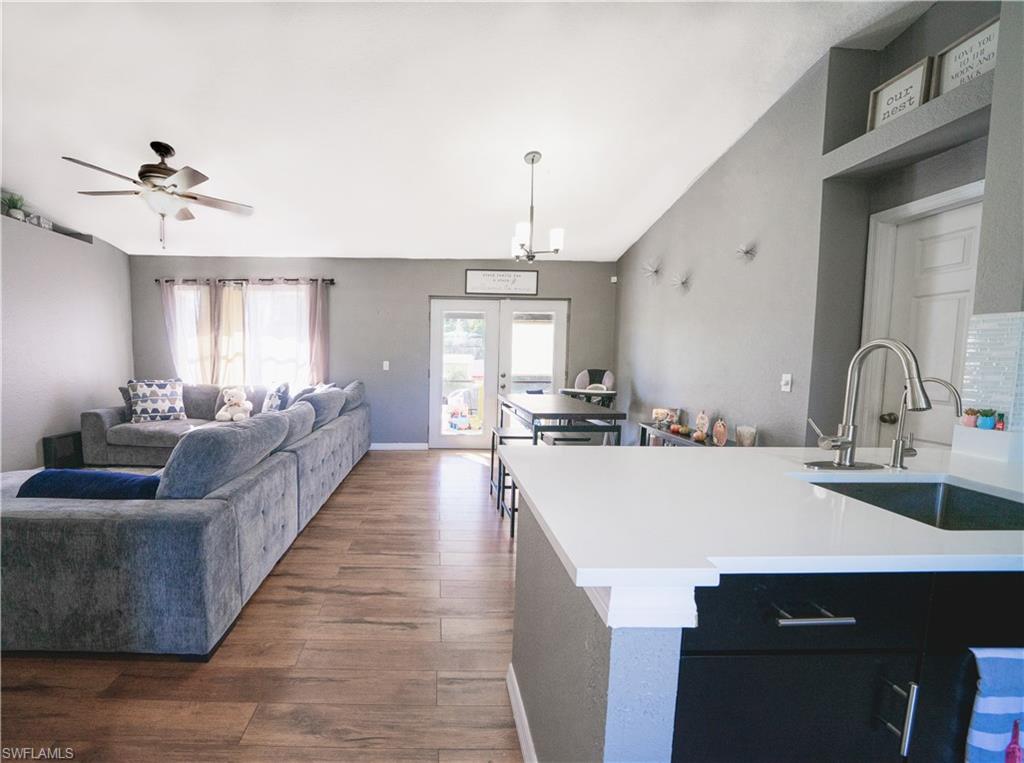 GOLDEN GATE ESTATES - Residential